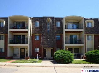 1211 S 121st Plz APT 318, Omaha, NE 68144