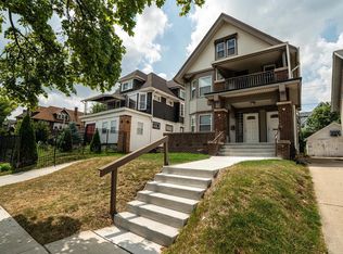 1907 N 47th St #1909, Milwaukee, WI 53208