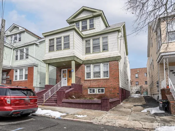 7 Mapes Ter, Newark, NJ 07112