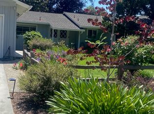 1100 W Rose Cir, Los Altos, CA 94024