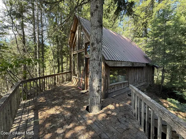 467 Dusty Ln, Saint Maries, ID 83861