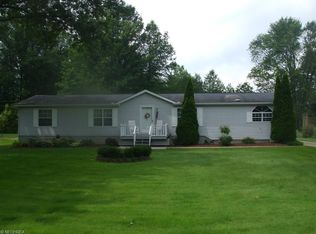 10010 Station Rd, Columbia Station, OH 44028