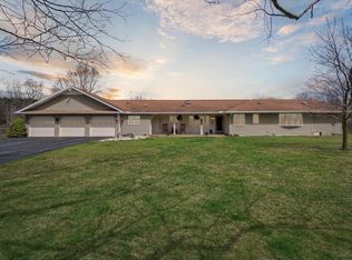 10551 S Jackson Rd, Cement City, MI 49233