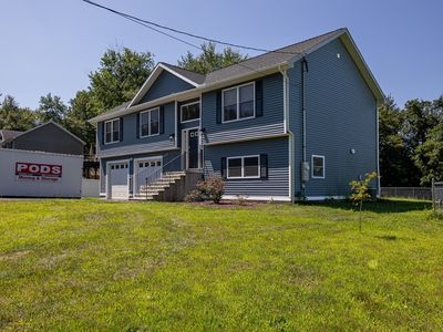 1184 School St, Webster, MA, 01570