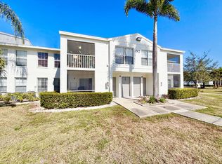 150 Santa Clara Dr APT 4, Naples, FL 34104