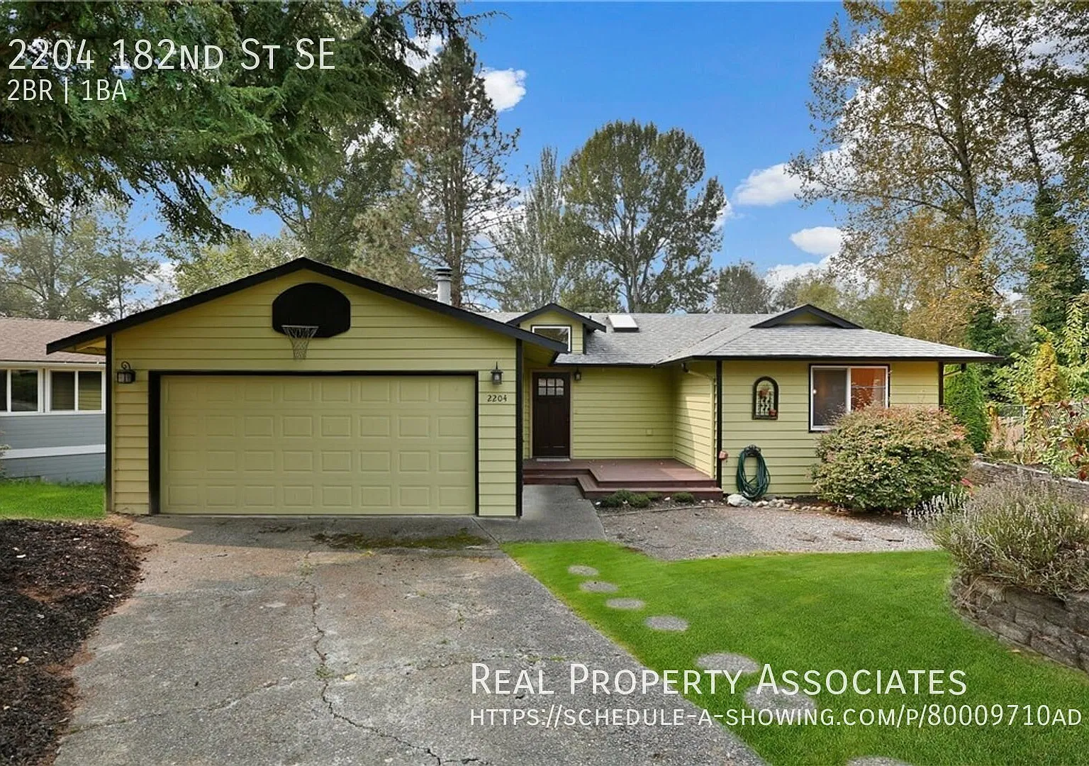 Gorgeous Two Bedroom Bothell Home with a Garage and a Fenced Yard — Photo 1