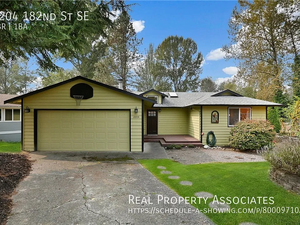 2204 182nd St SE