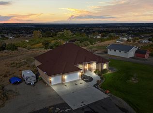 70516 E 680th Pr NE, Richland, WA 99352