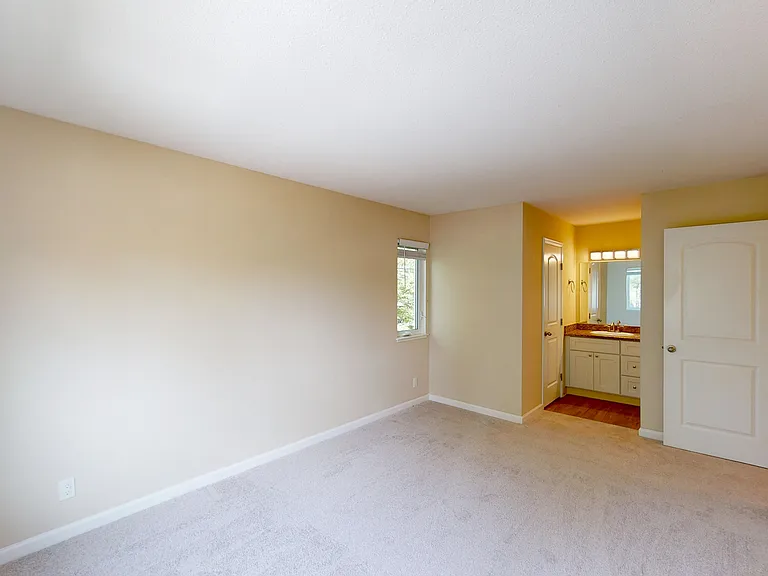 531 Alameda Del Prado #329 — Photo 10