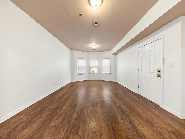 743 S 12th St #1 — Photo 5