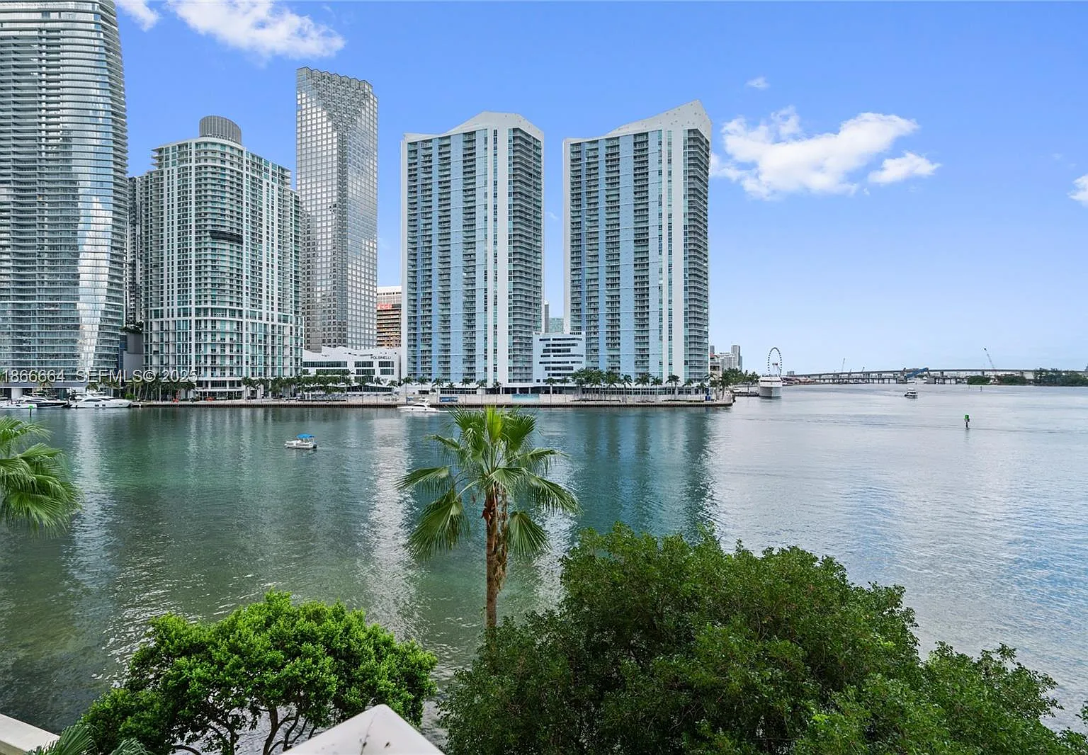 2 bed, 1310 sqft, $5,200 — Photo 1