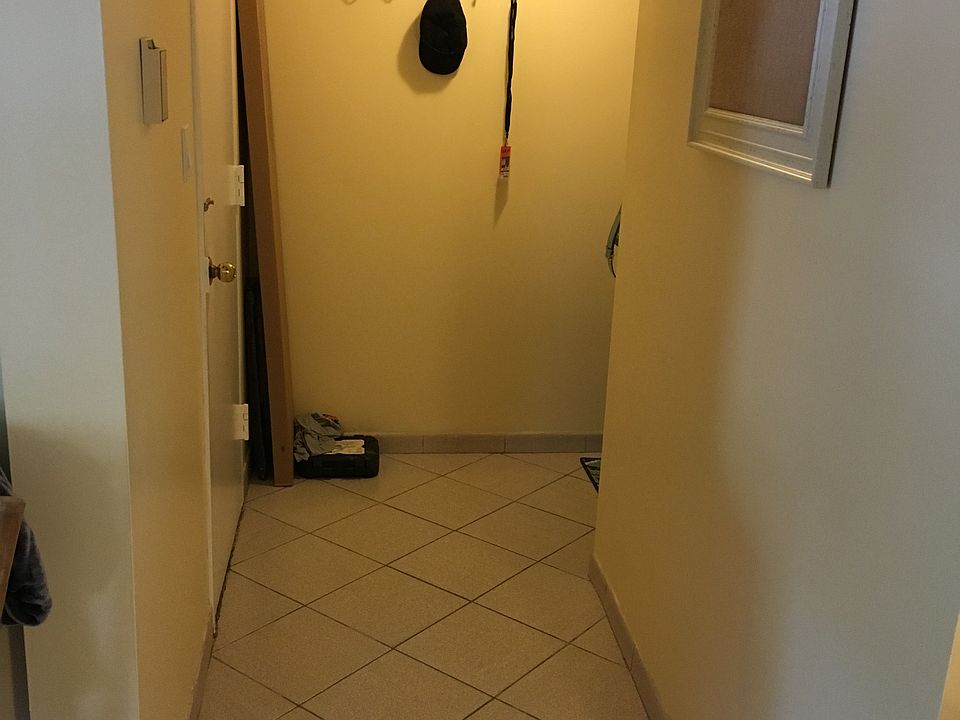 1st image of 180 Copiague Pl