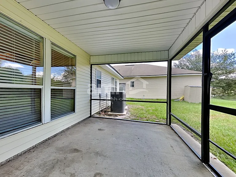 9146 Prosperity Lake Dr — Photo 25