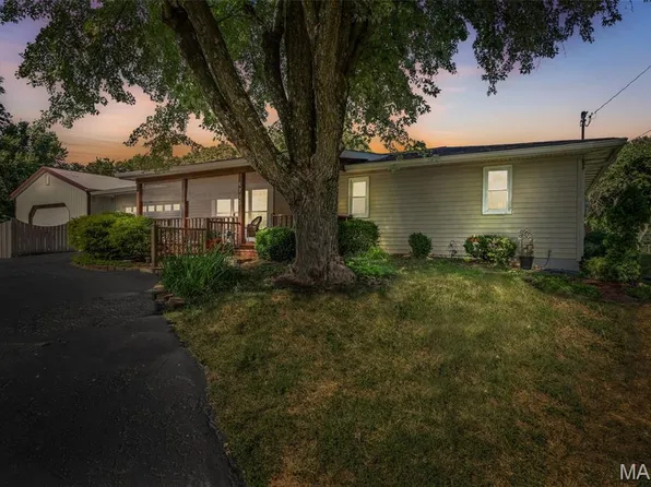 4725 W Rock Creek Rd, High Ridge, MO 63049