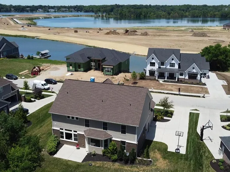 10599 Geist View Dr — Photo 60