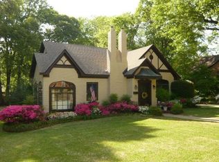 2215 Copeland Rd, Tyler, TX 75701