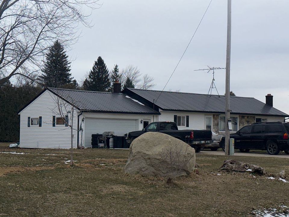 1st image of 26 Wood Rd