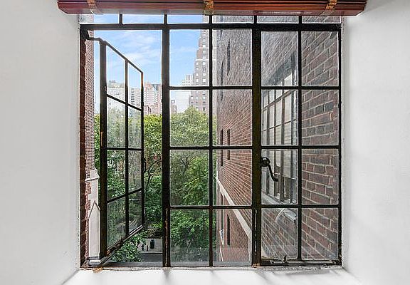 3rd image of 25 Tudor City Pl APT 507