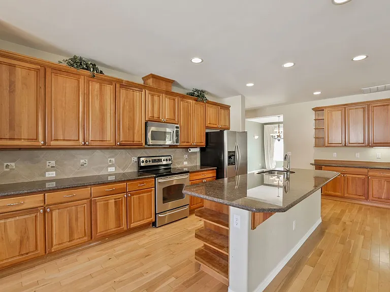 24169 NE 122nd St — Photo 13