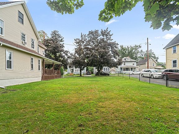5th image of 62 Hayes St