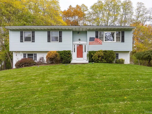 28 Albie Road, Red Hook, NY 12571