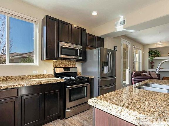 3rd image of 4761 Bougainvillea Cir