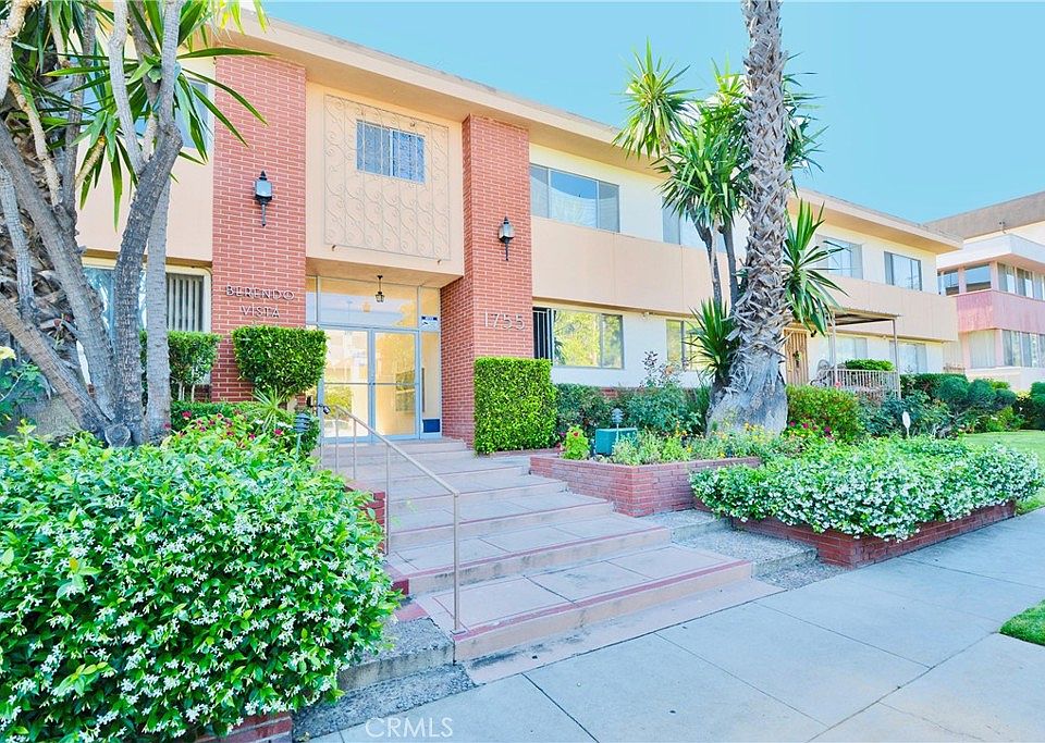 1st image of 1755 N Berendo St APT 28
