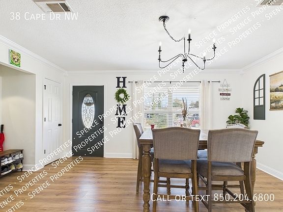 3rd image of 38 Cape Dr NW