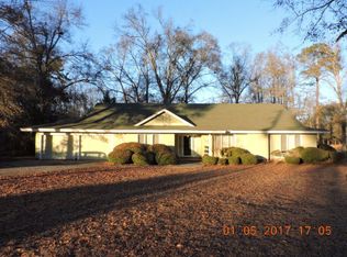 140 River Dr, Barnwell, SC 29812