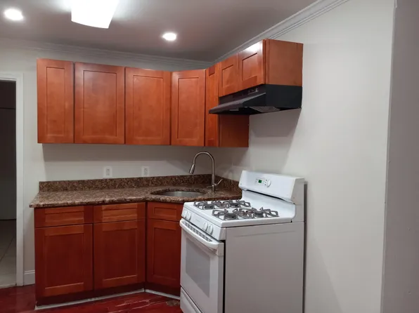 2651 Roberts Ave, Philadelphia, PA 19129