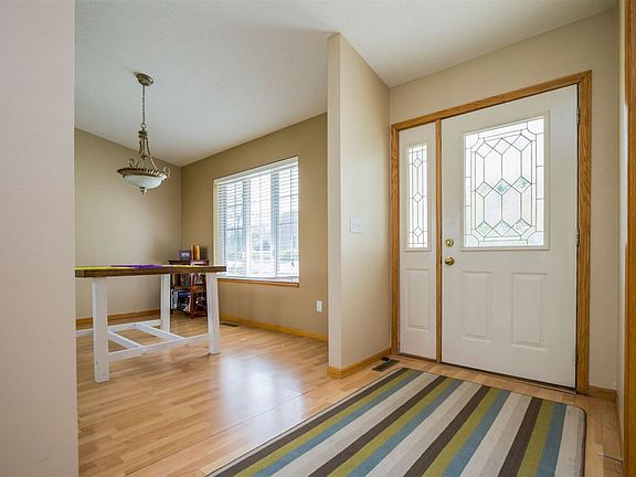 4th image of 4222 Sterling Ln
