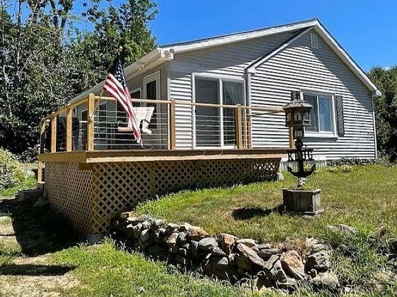 2nd image of 35 Lake Road