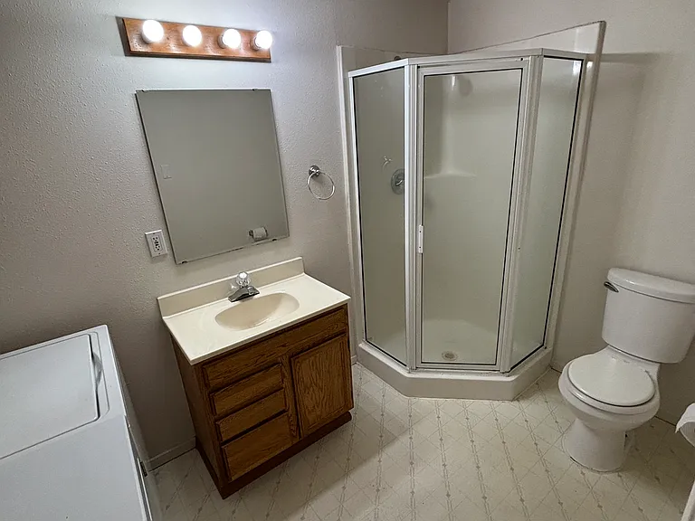 1600 S Kent Des Moines Rd #1 — Photo 12