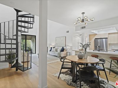 8675 Falmouth Ave APT 321, Playa Del Rey, CA, 90293