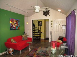 5818 Lake Erie Dr, Louisville, KY 40291