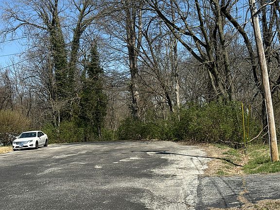 5th image of 7506 Melba Ln