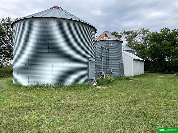 4th image of 620 County Road 15