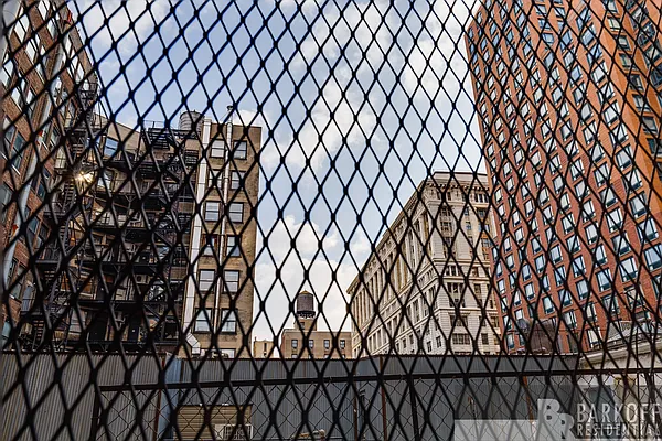 Rented by Barkoff Residential  | media 34