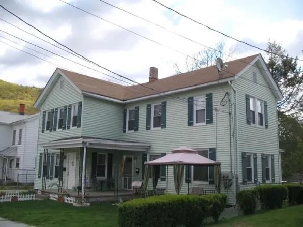 31 Mechanic St, Pt Jervis, NY 12771