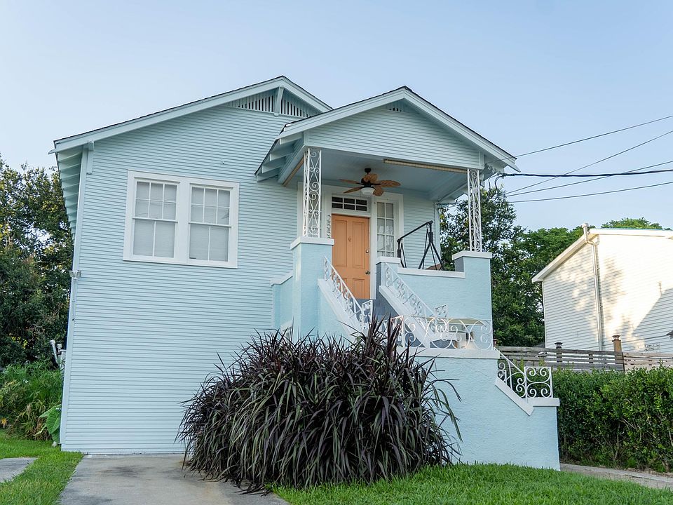 1st image of 2559 Gladiolus St