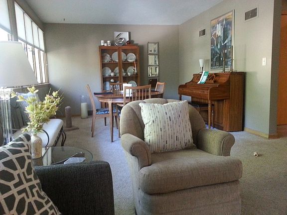 Living RM