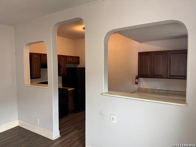 411 Cincinnati Ave — Photo 4