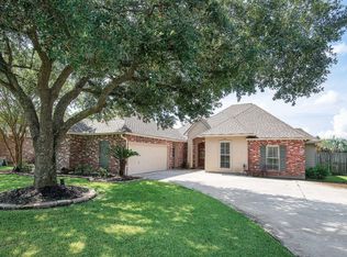 38321 Oakleigh Ln, Prairieville, LA 70769