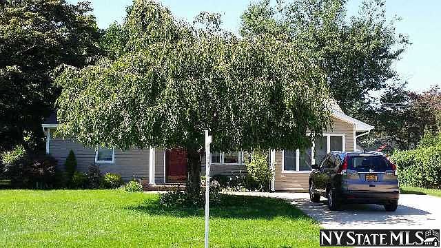2nd image of 917 Bay Shore Ave