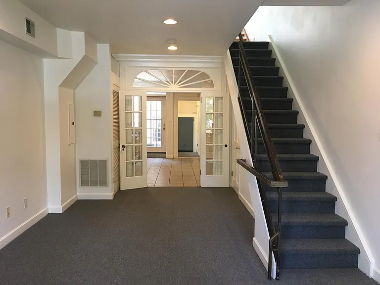 702 N 2nd St #A — Photo 1