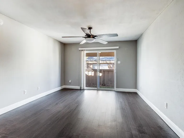 8110 Skillman St #2019 — Photo 1