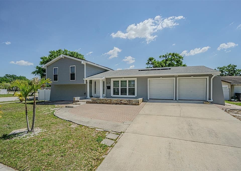 1st image of 7015 COBBLEWOOD COURT