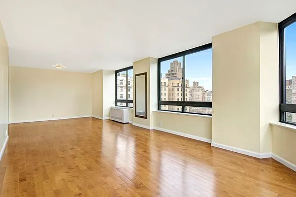 Sold by Amy L. Krischer R. E. | media 2