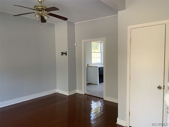 4th image of 3317A Waverly Blvd
