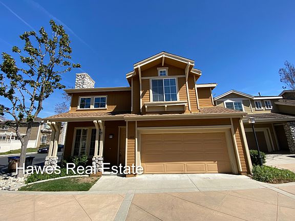2nd image of 440 Middlebury Ct